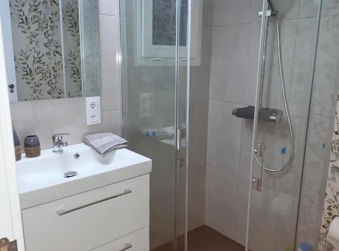 בית נופש Casa Raposeira אורנסה