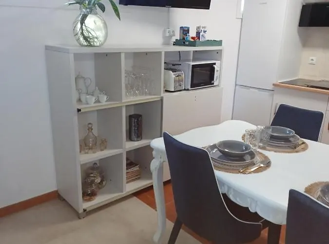 בית נופש Casa Raposeira אורנסה